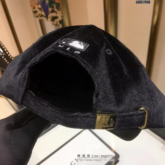 MLB 專櫃同步 NY與Gucci聯名款棒球帽 情侶款 6881908 LLWJ5651